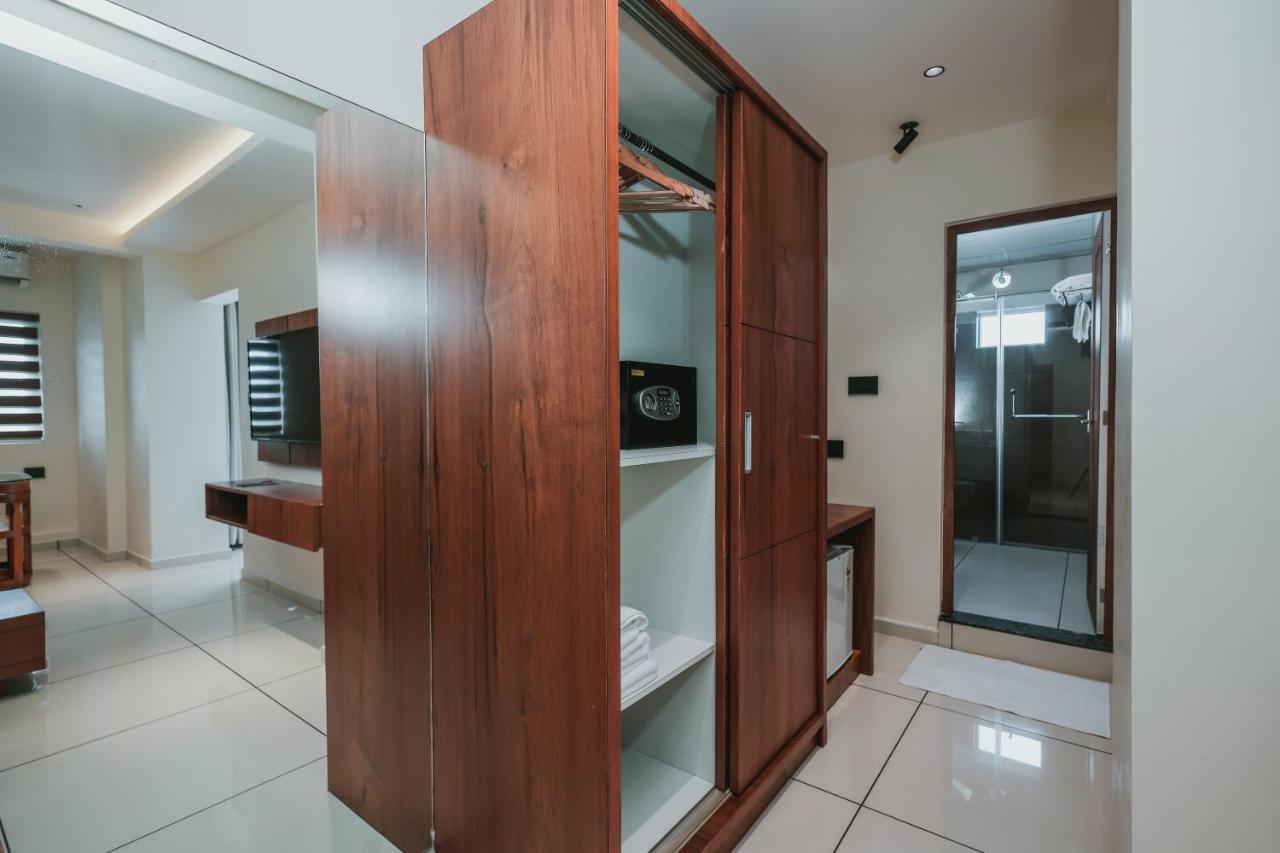Fortview Suites Kāsaragod Eksteriør bilde