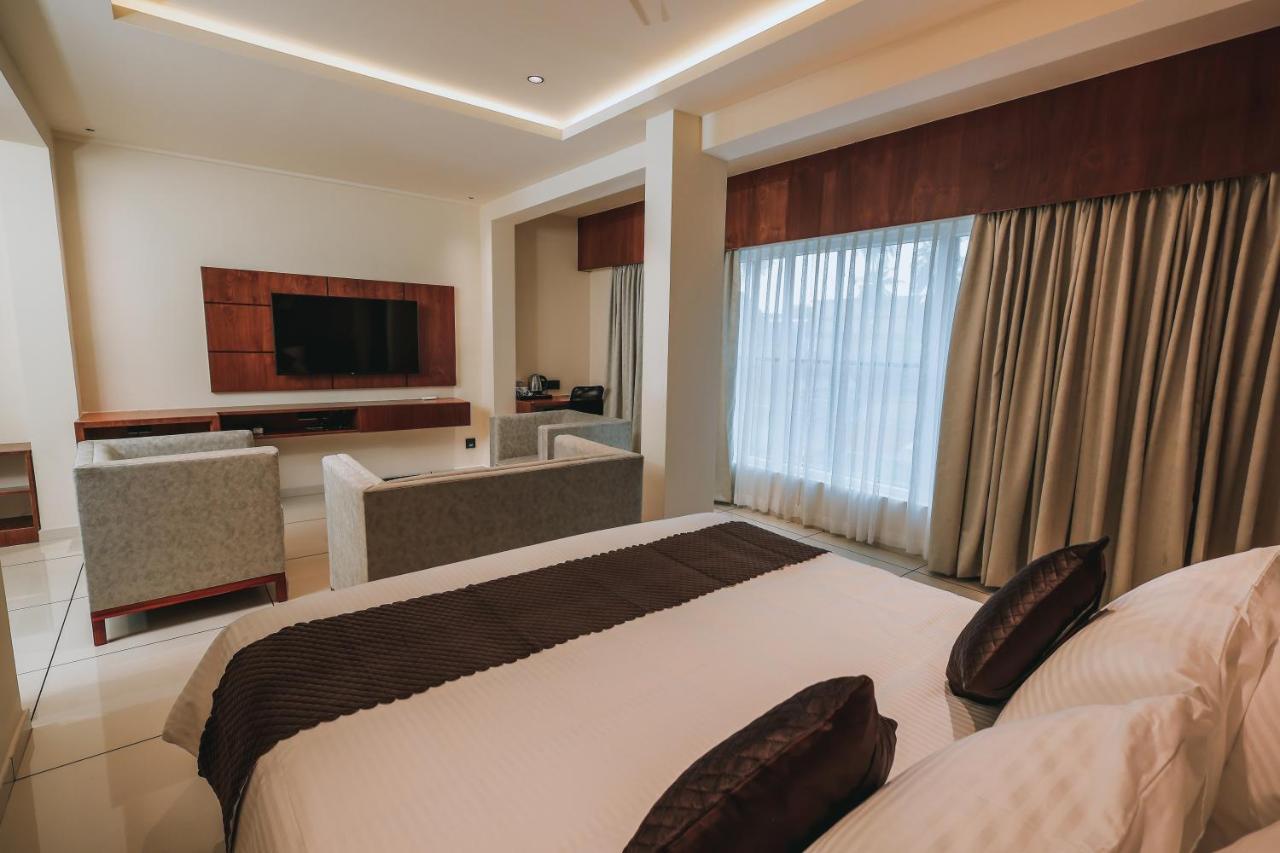 Fortview Suites Kāsaragod Eksteriør bilde