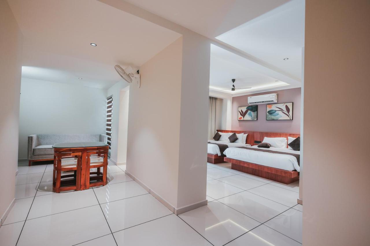 Fortview Suites Kāsaragod Eksteriør bilde